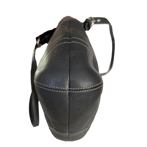 Coach Vintage SoHo Black Leather Shoulder Bag - Picture 5 of 14